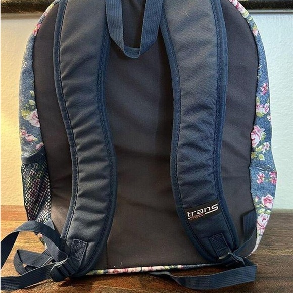 Handout Trans backpack floral design pink roses blue denim. Color: blue/pink - Picture 11 of 14